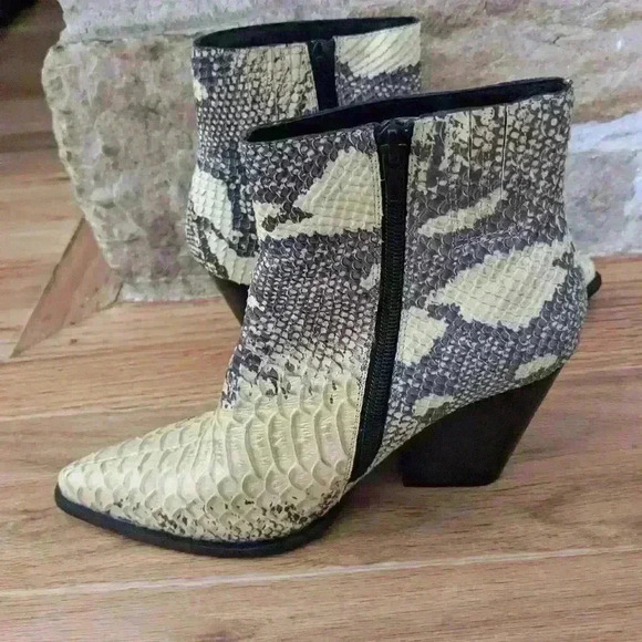 Jeffrey Campbell women's faux snake skin ankle boots botties size 6 NEW - Picture 5 of 14